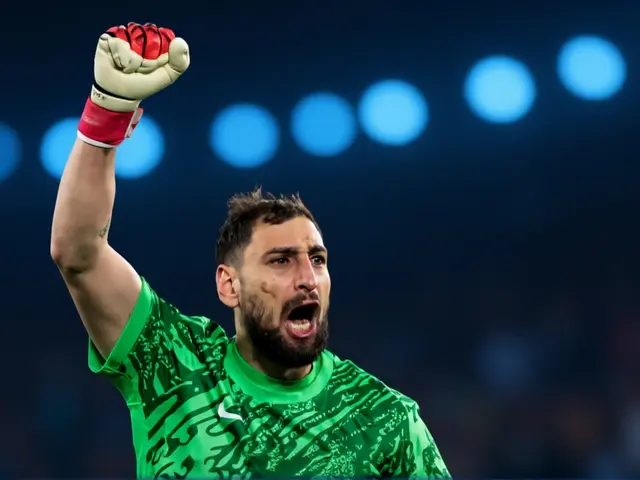 Man City troca Ederson por Donnarumma em troca de goleiros histórica